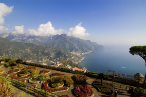 Amazing-view-of-Amalfi-coast-seen-from-villa-Rufolo-garden-Ravello-Italy
